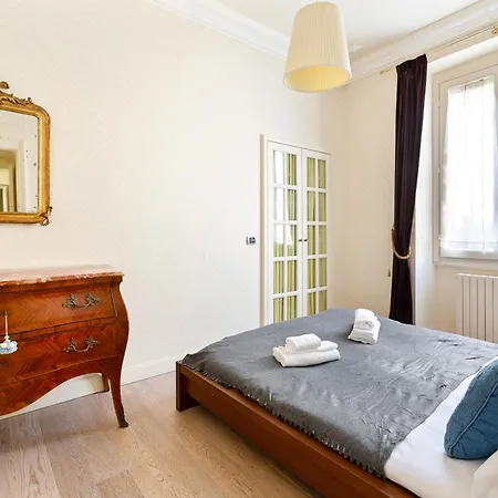 Corso Vercelli Elegant Apartment Milan