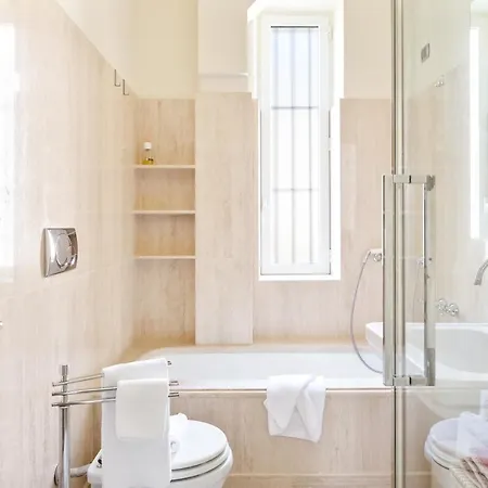 Corso Vercelli Elegant Apartment