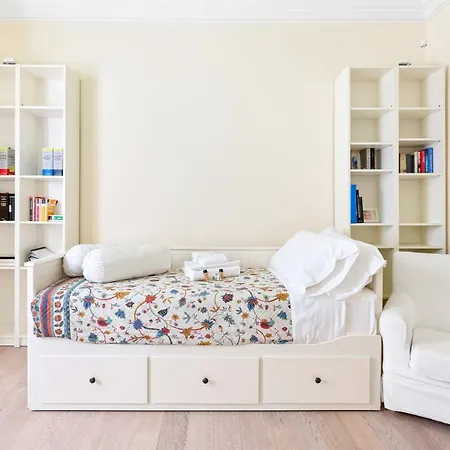 Apartament Corso Vercelli Elegant Mediolan