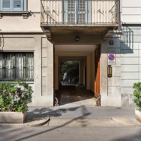 Corso Vercelli Elegant Mediolan